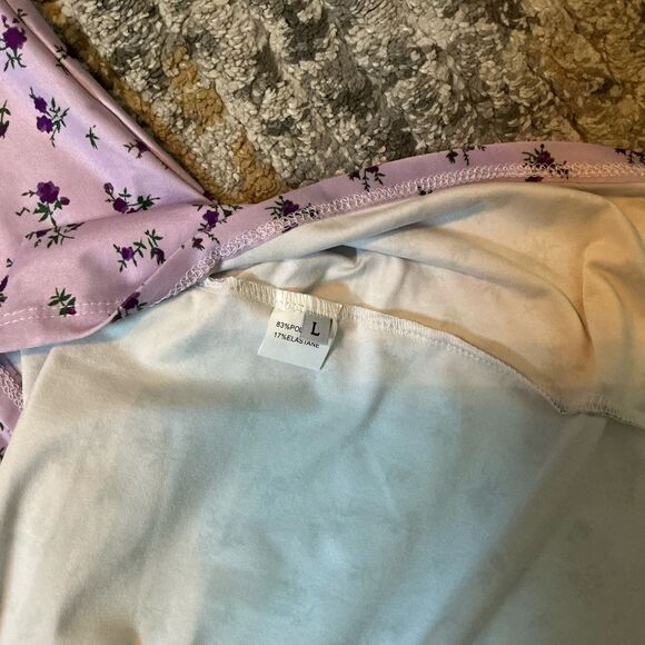 BUNDLE OF LAVENDER/FLORAL MIDI DRESS, SIZE L AND JUICY COUTURE CROSSBODY PURSE! - Picture 8 of 9